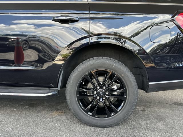 Certified 2023 Ford Expedition XLT RWD image 10