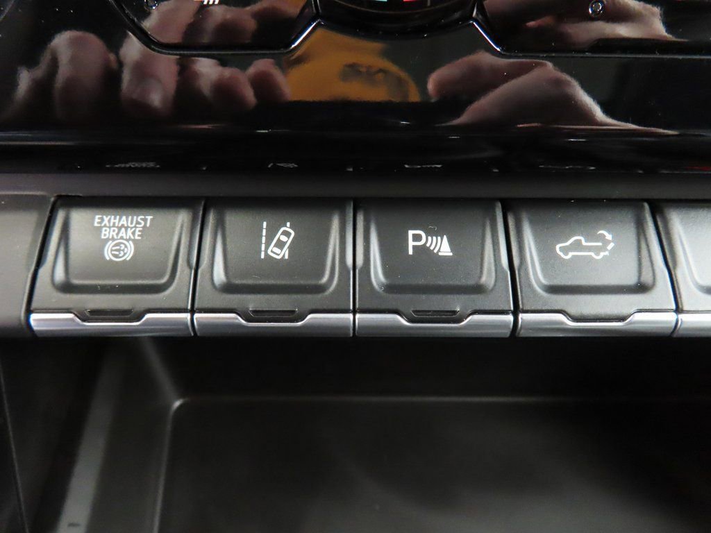 Used 2025 GMC Sierra 2500 AT4X w/ AT4X AEV Edition AWD/4WD image 69