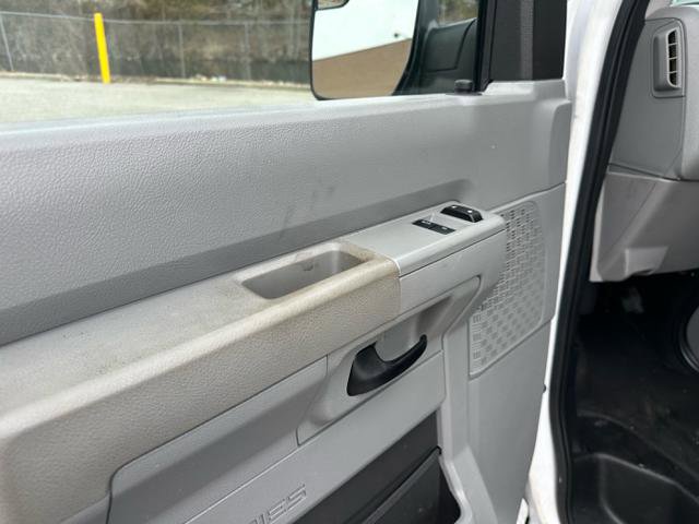 Used 2012 Ford E-250 and Econoline 250 w/ PWR Group image 19