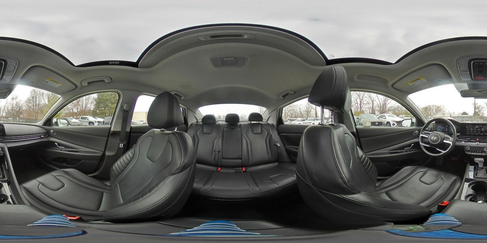 Used 2025 Hyundai Elantra Limited image 43
