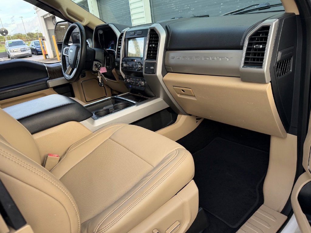 Used 2019 Ford F250 Lariat w/ Chrome Package AWD/4WD image 16
