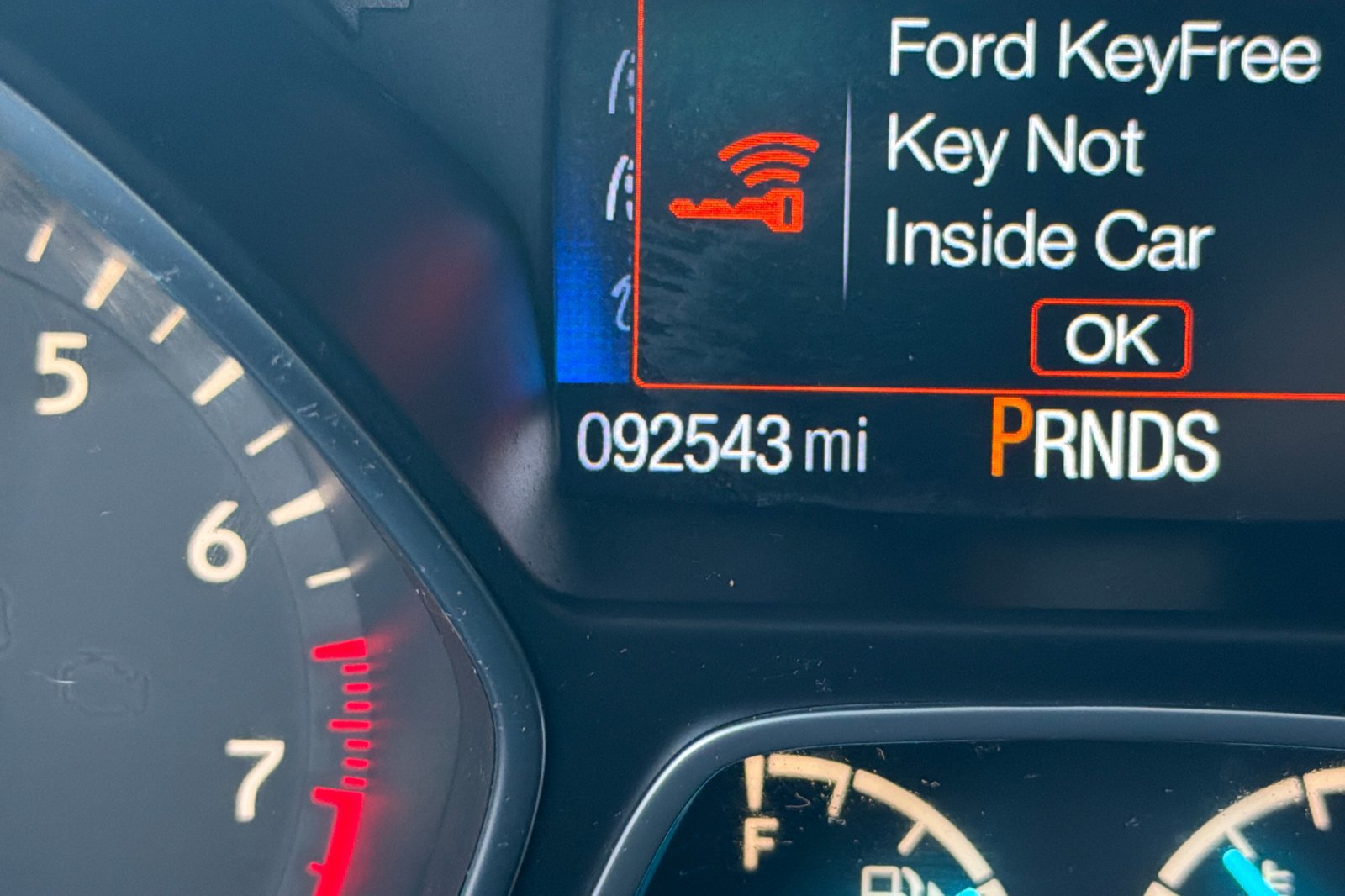 Used 2017 Ford Escape Titanium AWD/4WD image 26