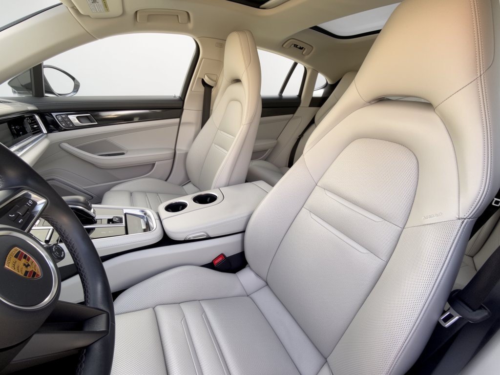 Used 2022 Porsche Panamera 4S AWD/4WD image 5