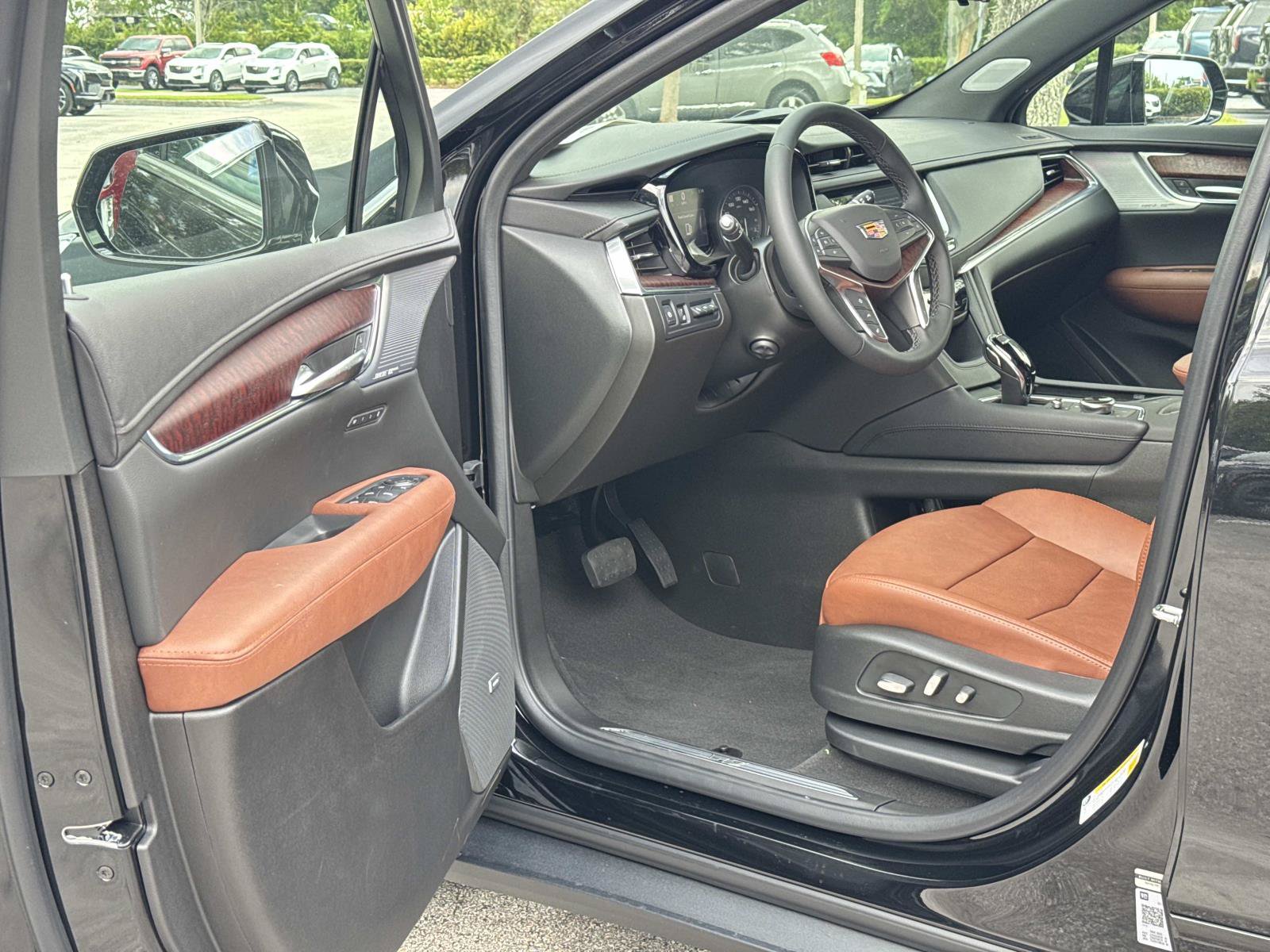 New 2026 Cadillac XT5 Premium Luxury FWD image 13
