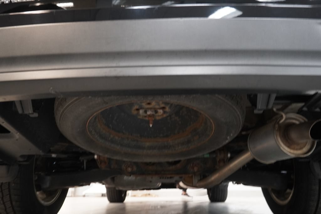 Used 2019 Toyota Highlander XLE AWD/4WD image 13