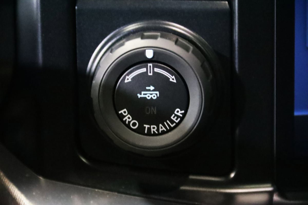Used 2026 Ford F250 Platinum w/ Platinum Plus Package image 31
