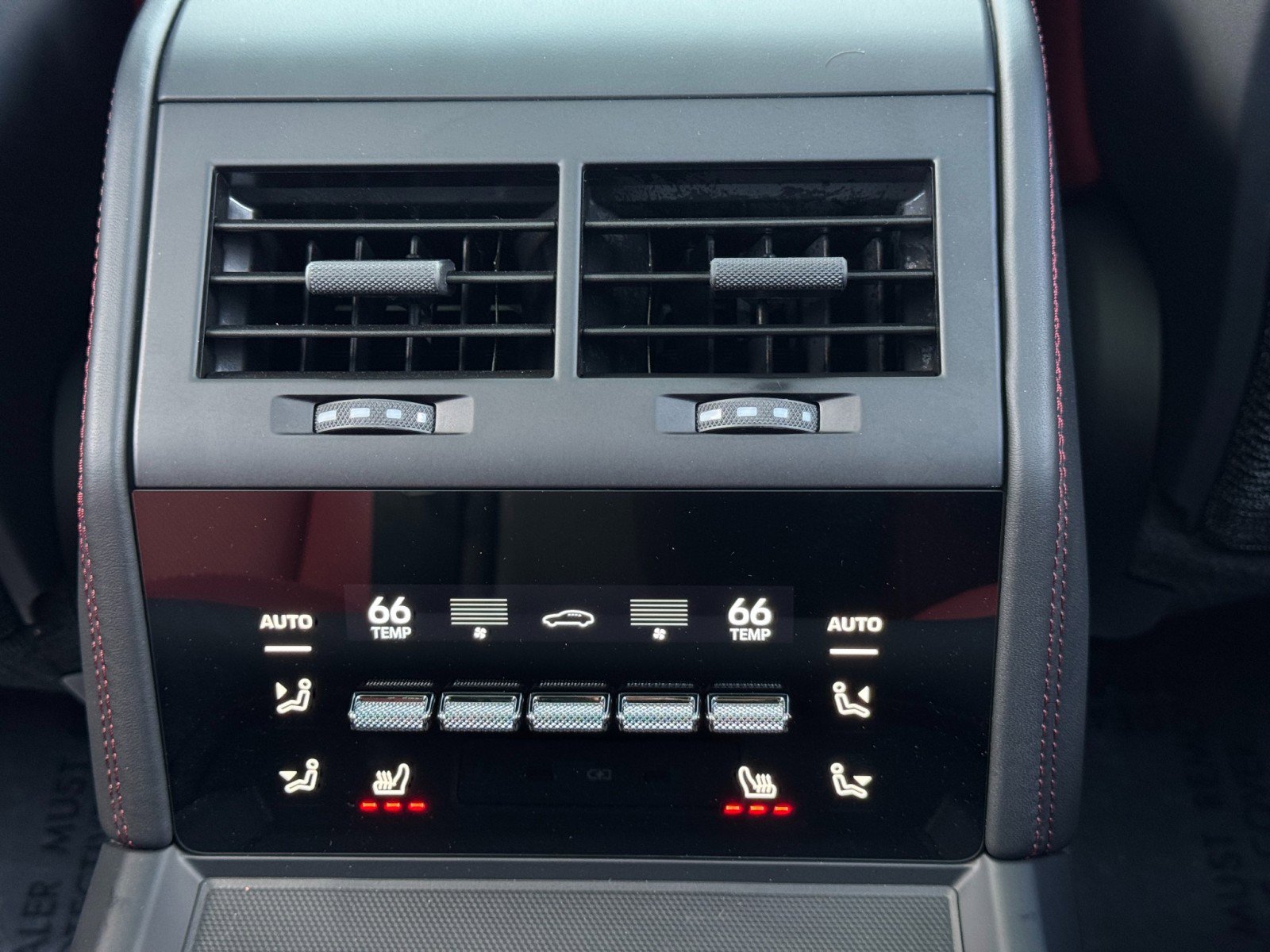 Used 2025 Porsche Panamera 4 w/ Premium Package image 41