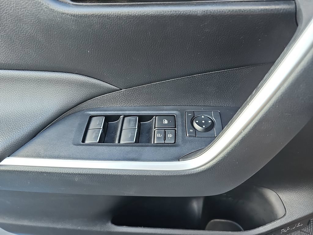 Used 2023 Toyota RAV4 XLE Premium FWD image 27
