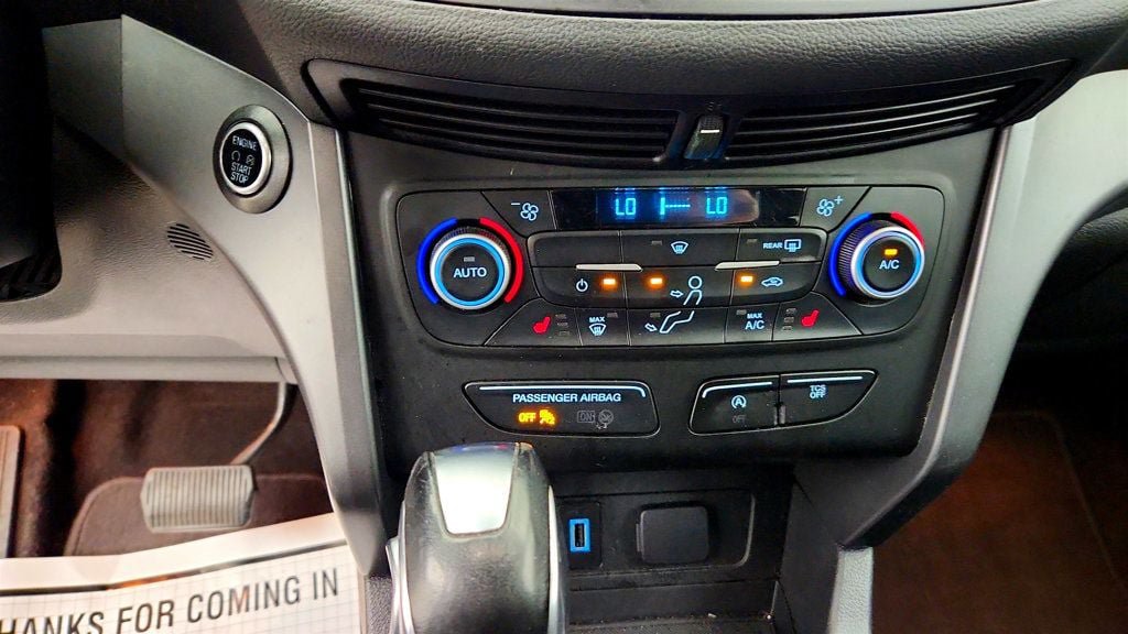 Used 2019 Ford Escape SEL FWD image 16
