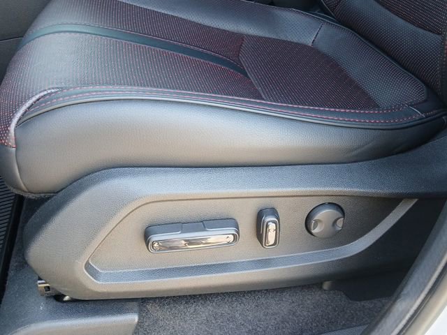 Used 2025 Honda Pilot Black Edition image 24