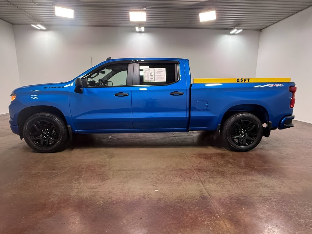 Used 2023 Chevrolet Silverado 1500 Custom w/ LPO, Dark Essentials Package AWD/4WD image 6