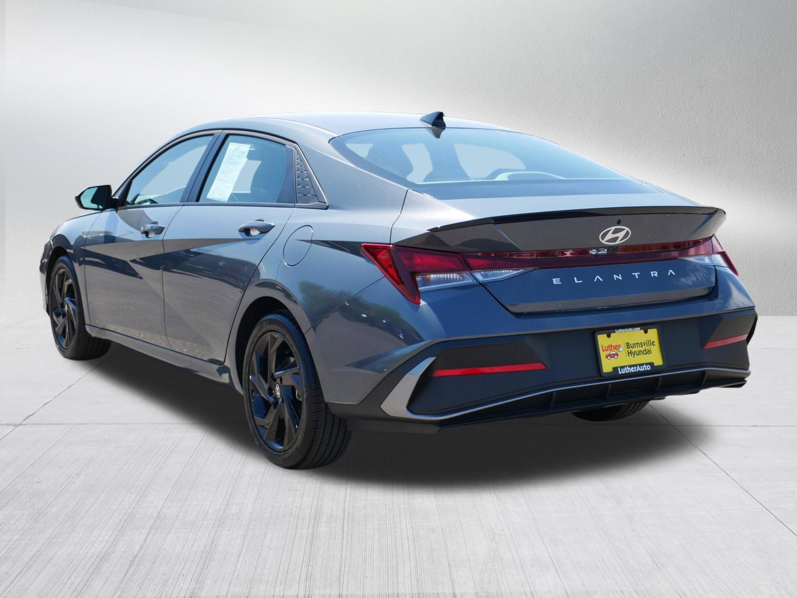 Certified 2026 Hyundai Elantra Sport w/ Cargo Package FWD image 5