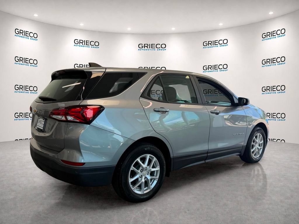Certified 2024 Chevrolet Equinox LS w/ Driver Confidence II Package FWD image 7