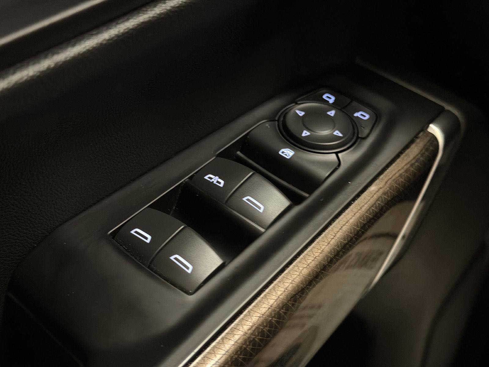 Certified 2019 Chevrolet Silverado 1500 LT w/ All-Star Edition image 52