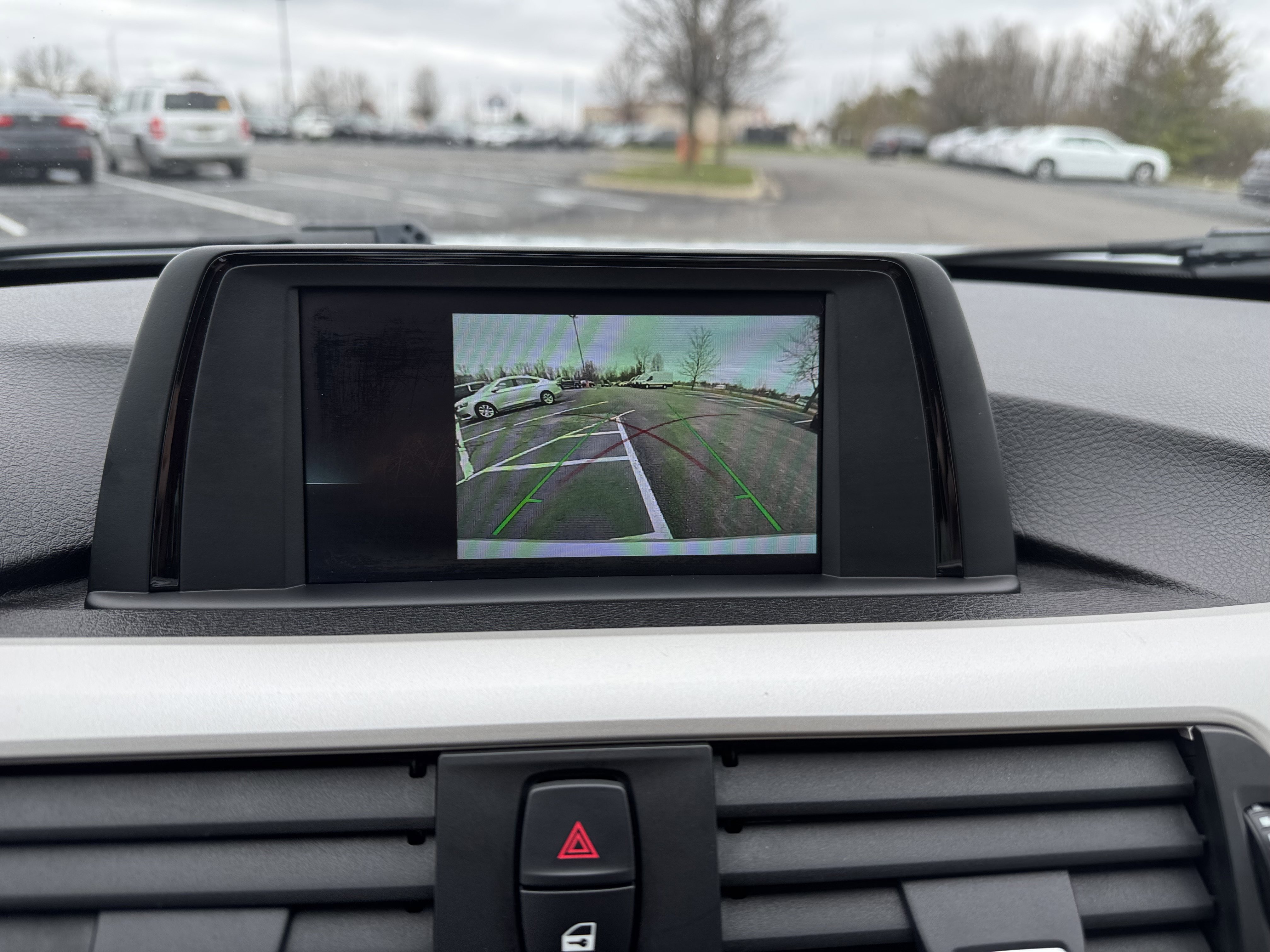 Used 2018 BMW 320i Sedan w/ Convenience Package image 4