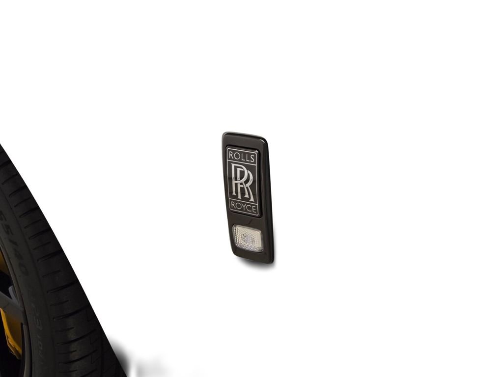 New 2025 Rolls-Royce Spectre Black Badge w/ Leather Finishing Pack AWD/4WD image 13