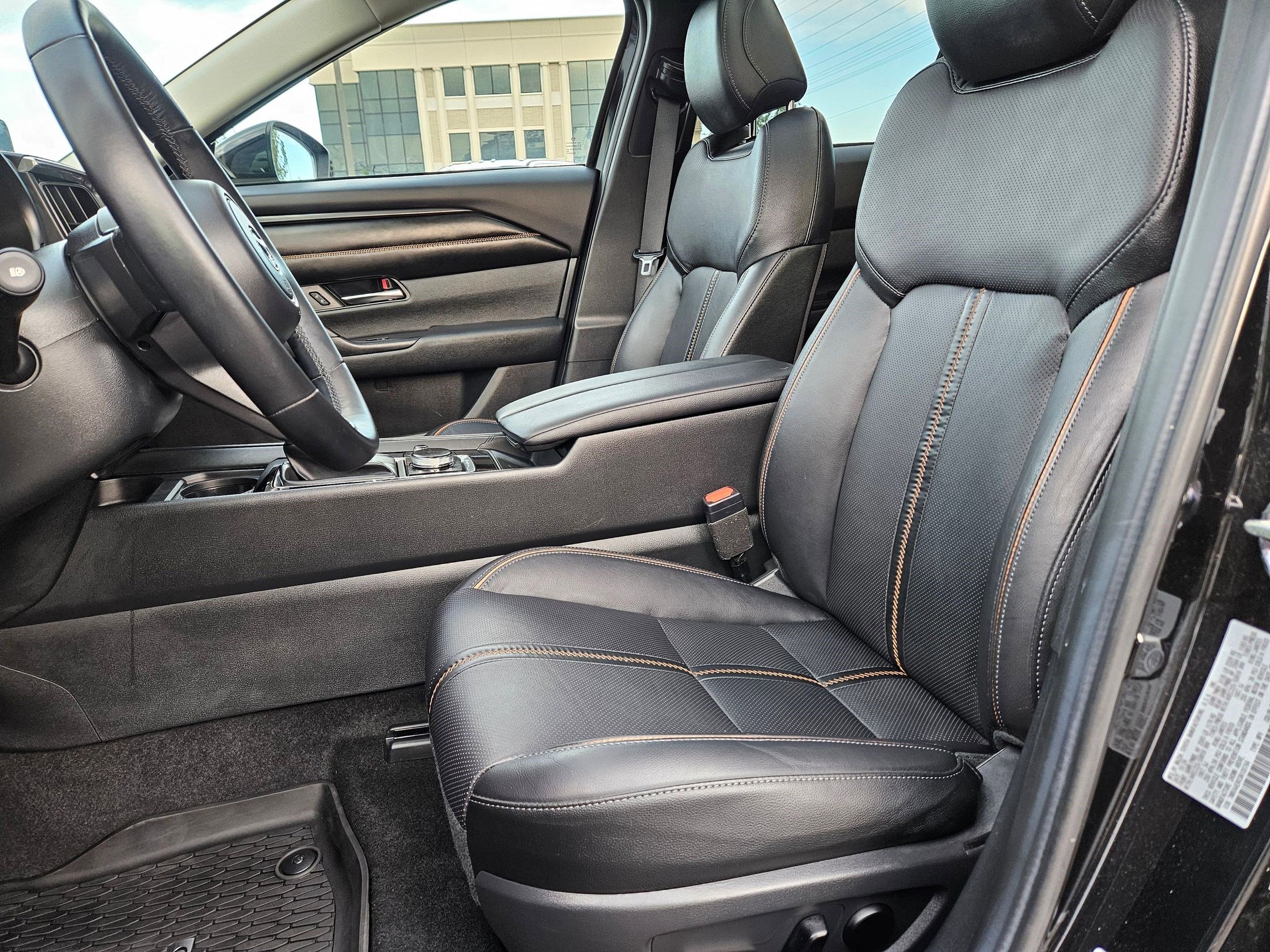 Used 2025 MAZDA CX-50 2.5 Hybrid w/ Weather Package image 18