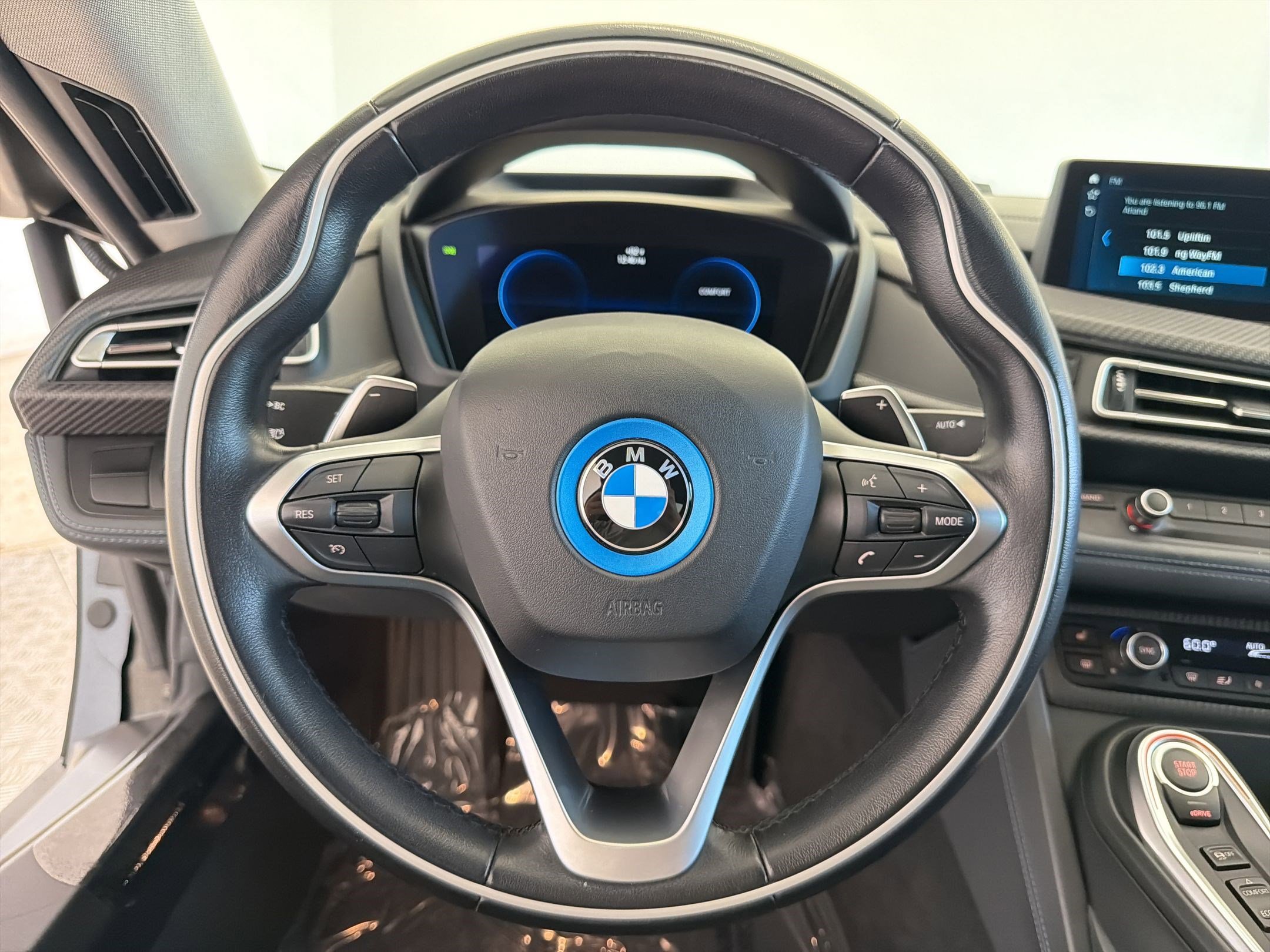 Used 2019 BMW i8 Coupe image 15