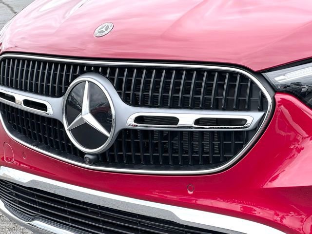 Certified 2026 Mercedes-Benz GLC 300 4MATIC image 3