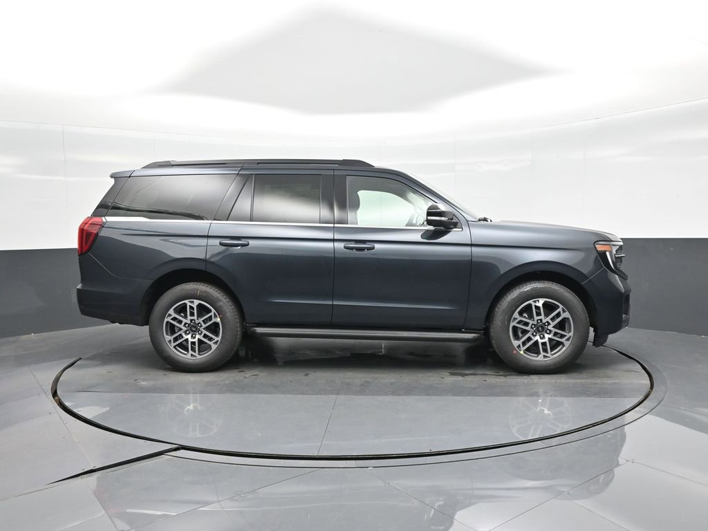 New 2026 Ford Expedition Active image 16