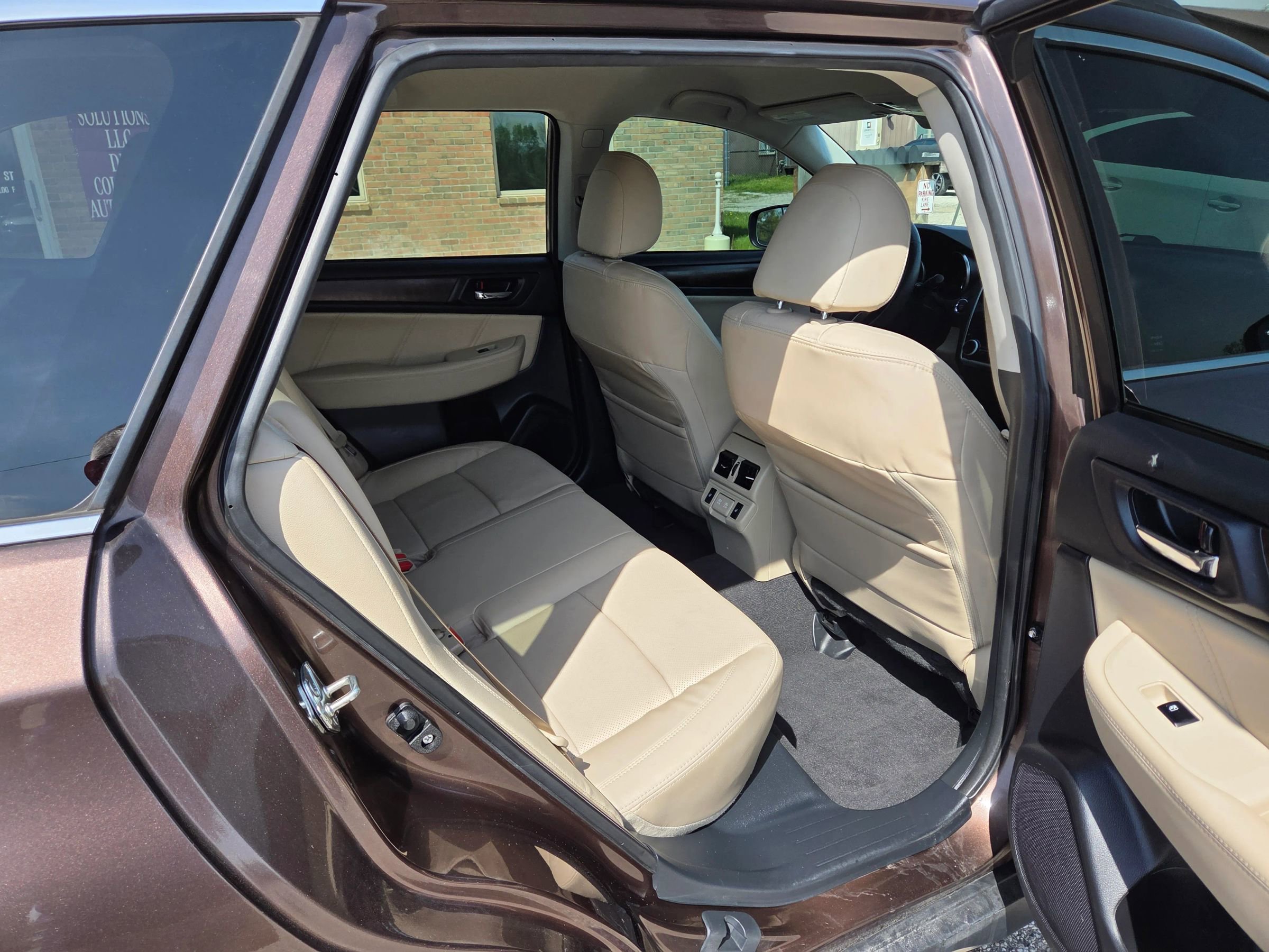 Used 2019 Subaru Outback 3.6R Limited w/ Popular Package #2 AWD/4WD image 18
