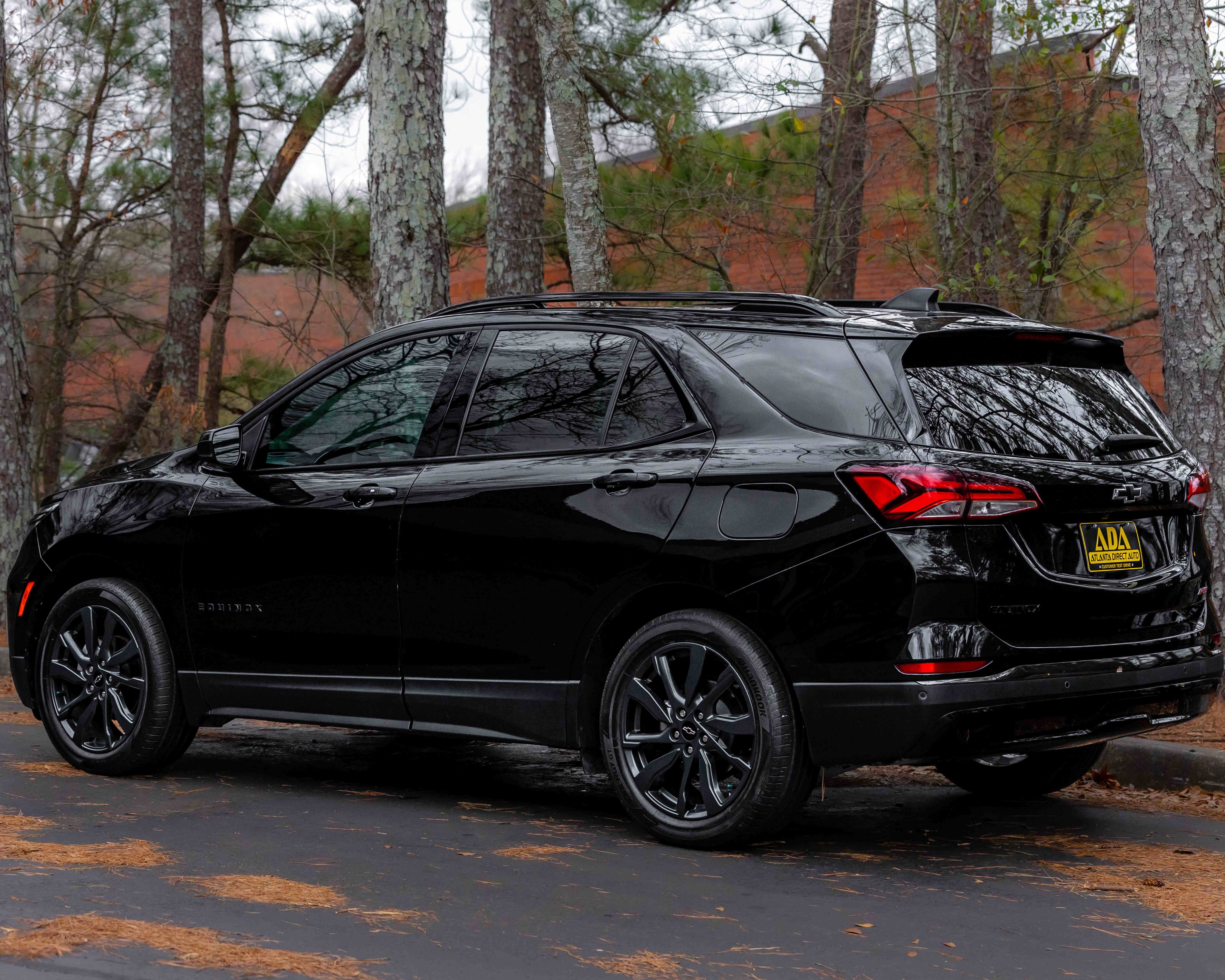 Used 2023 Chevrolet Equinox RS image 55