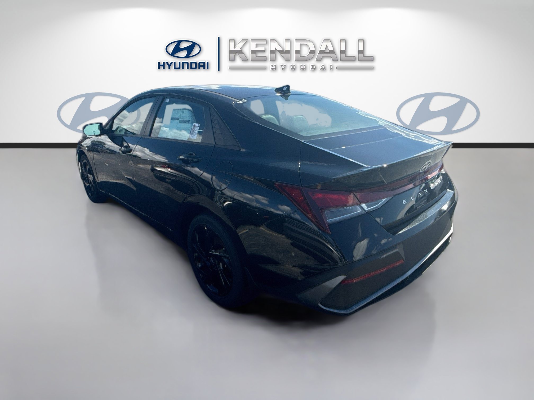 New 2026 Hyundai Elantra SEL Sport FWD image 4
