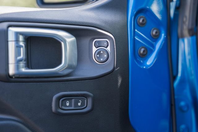 Used 2021 Jeep Wrangler Unlimited Sport AWD/4WD image 39