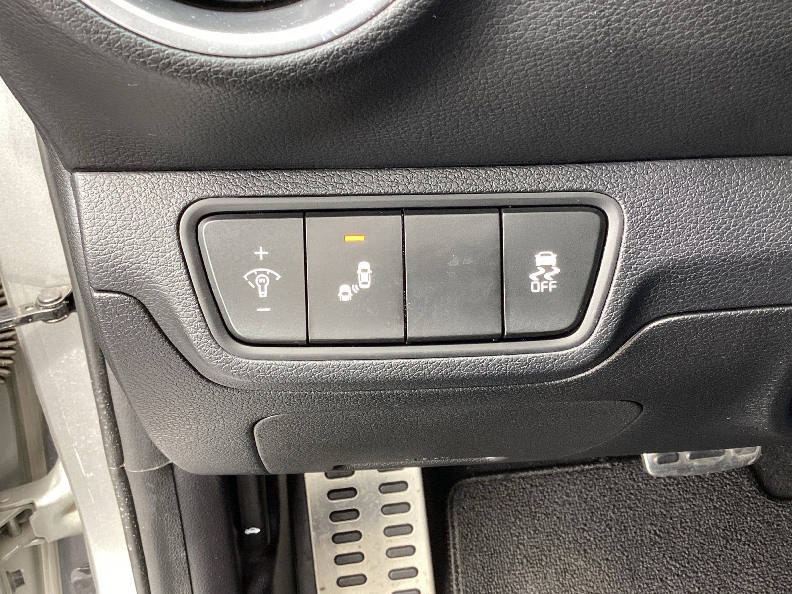 Used 2023 Kia Forte GT FWD image 29