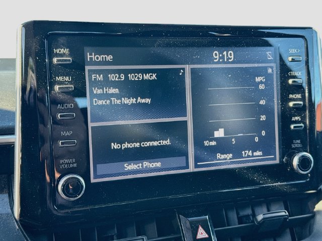 Used 2020 Toyota Corolla LE FWD image 20
