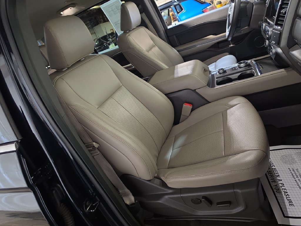 Used 2021 Ford Expedition Max XLT AWD/4WD image 26