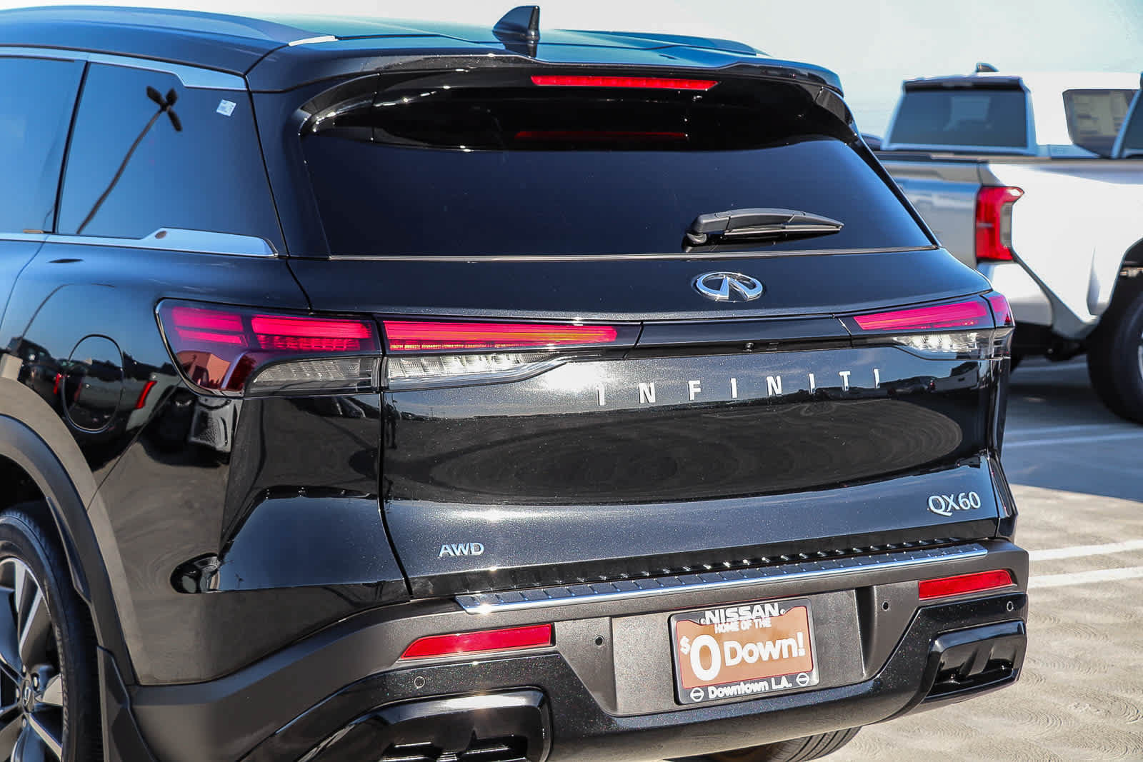 Used 2023 INFINITI QX60 Luxe w/ Cargo Package AWD/4WD image 10