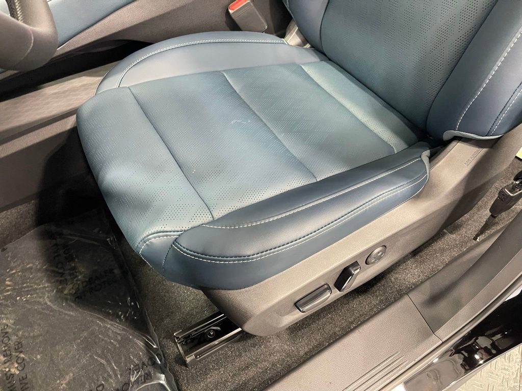 New 2026 Nissan Murano Platinum w/ Cargo Package AWD/4WD image 14