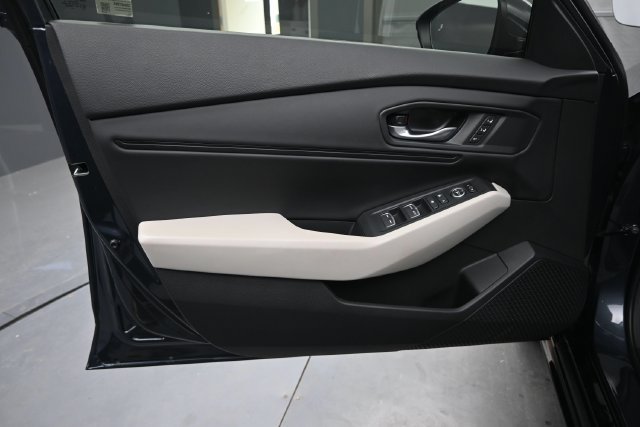 Used 2025 Honda Accord EX-L image 12
