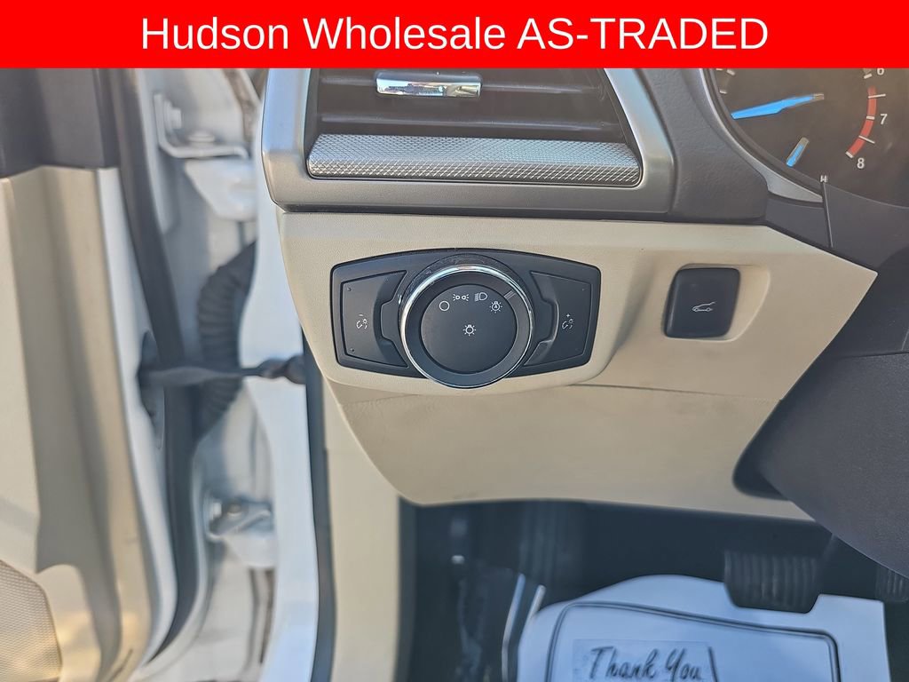Used 2014 Ford Fusion SE FWD image 26