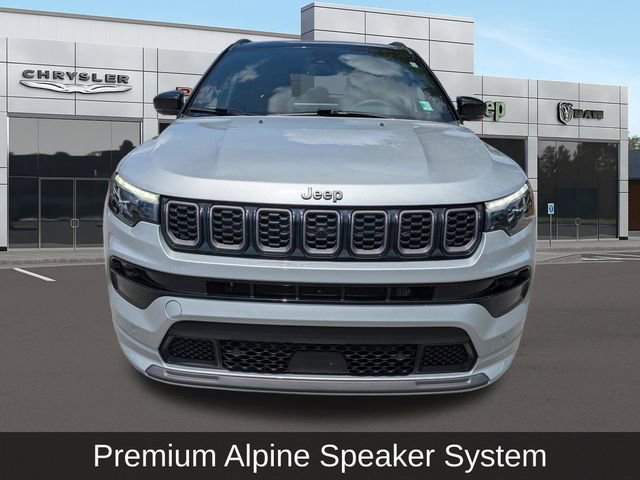 Used 2025 Jeep Compass Limited w/ Driver Assist Group I AWD/4WD image 10
