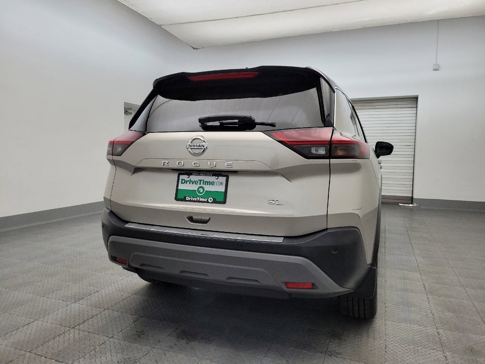Used 2021 Nissan Rogue SL w/ Premium Package image 7