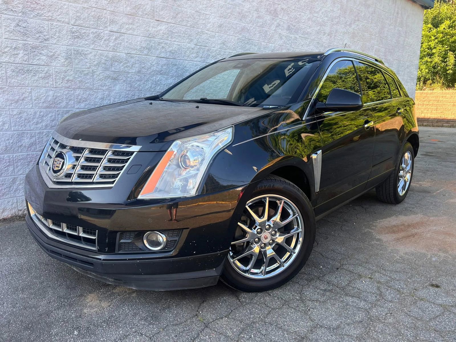Used 2014 Cadillac SRX Premium FWD image 2