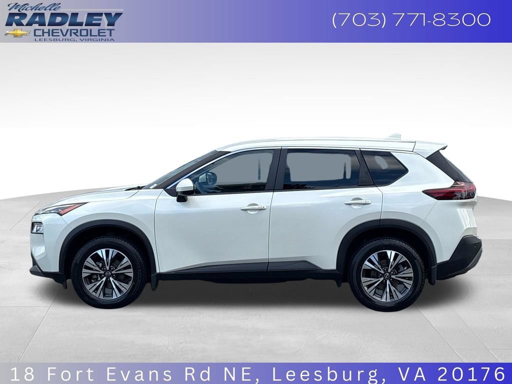 Used 2023 Nissan Rogue SV AWD/4WD image 2