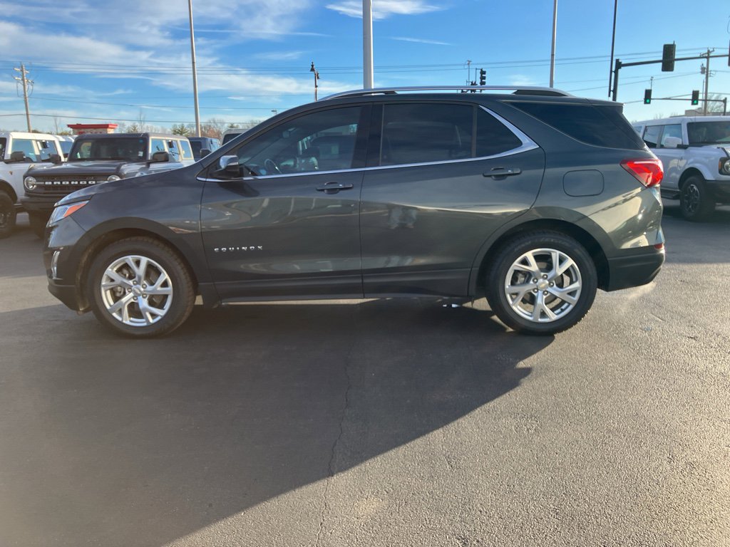 Used 2019 Chevrolet Equinox LT w/ Sun & Navigation Package image 3