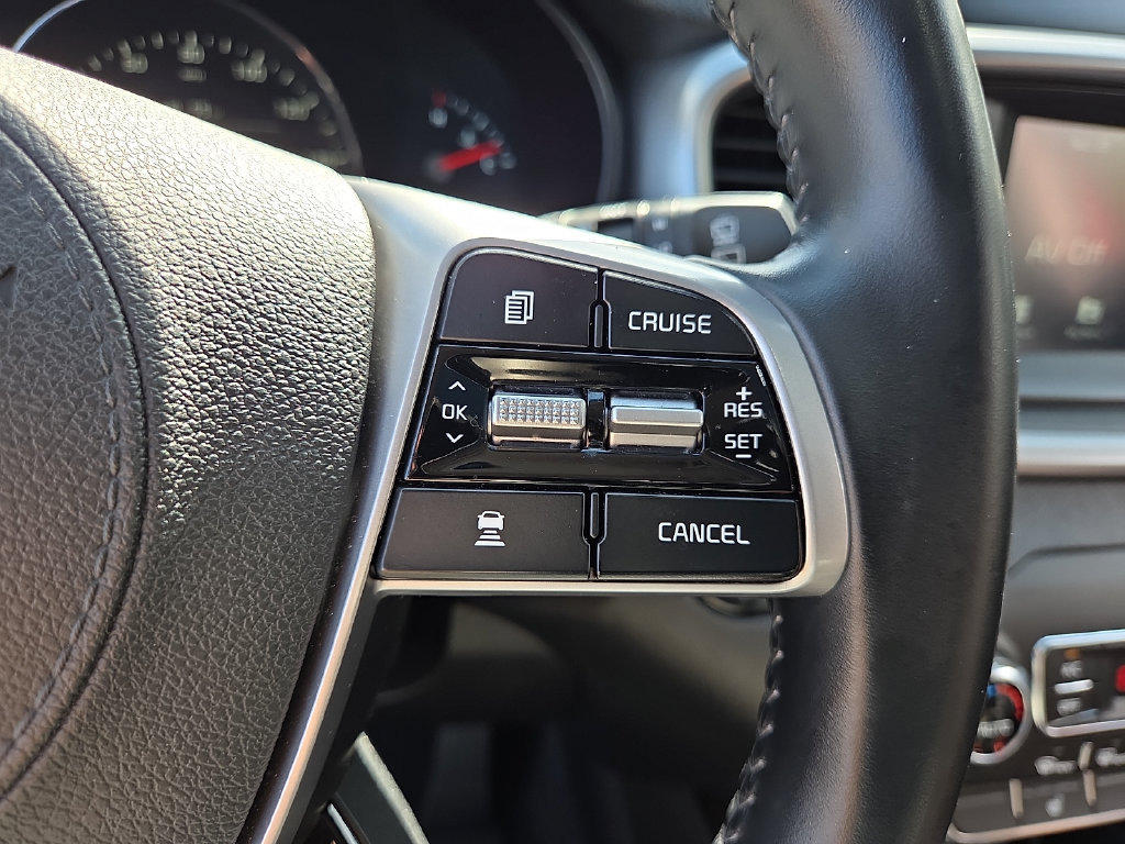 Used 2020 Kia Sorento EX AWD/4WD image 23
