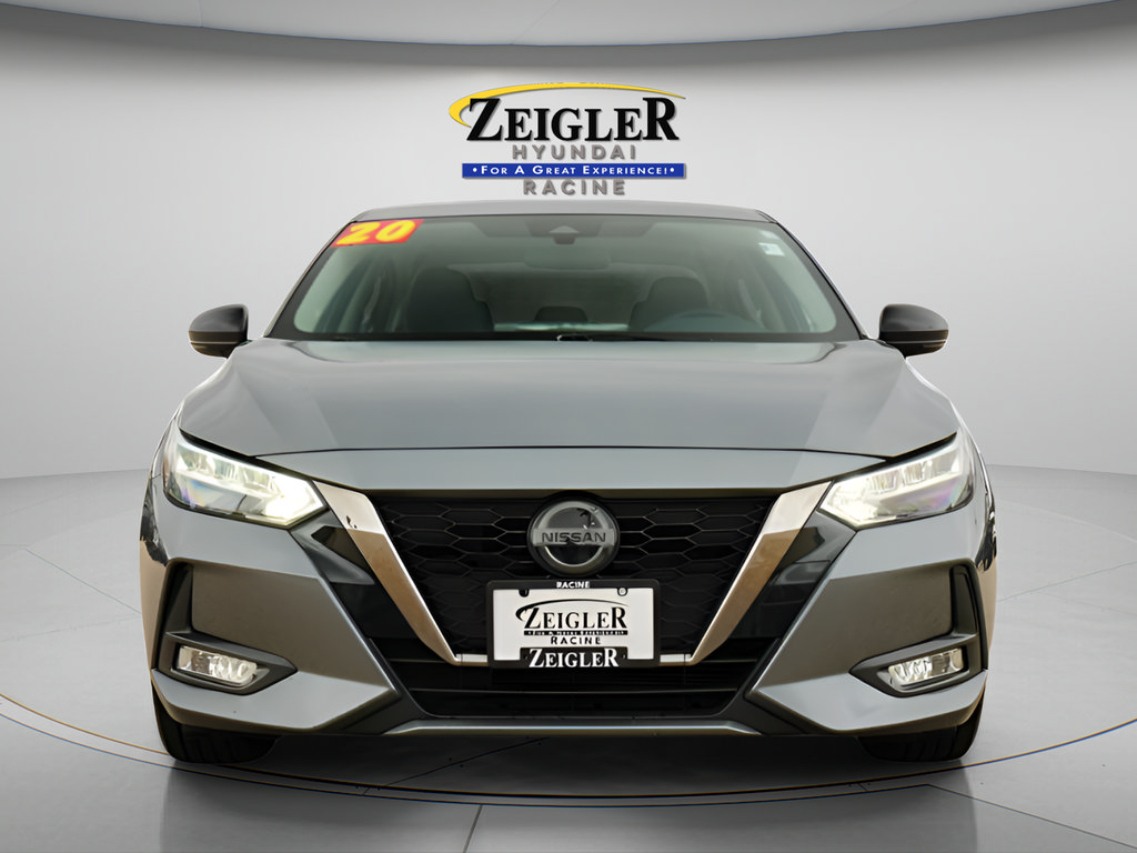 Used 2022 Nissan Sentra SR FWD image 2