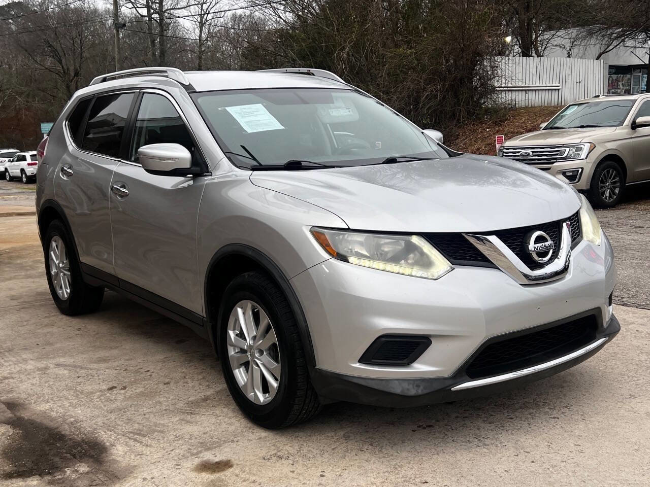 Used 2015 Nissan Rogue SV image 8