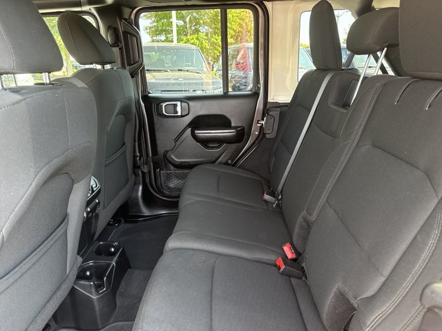 Used 2018 Jeep Wrangler Unlimited Sport S AWD/4WD image 14