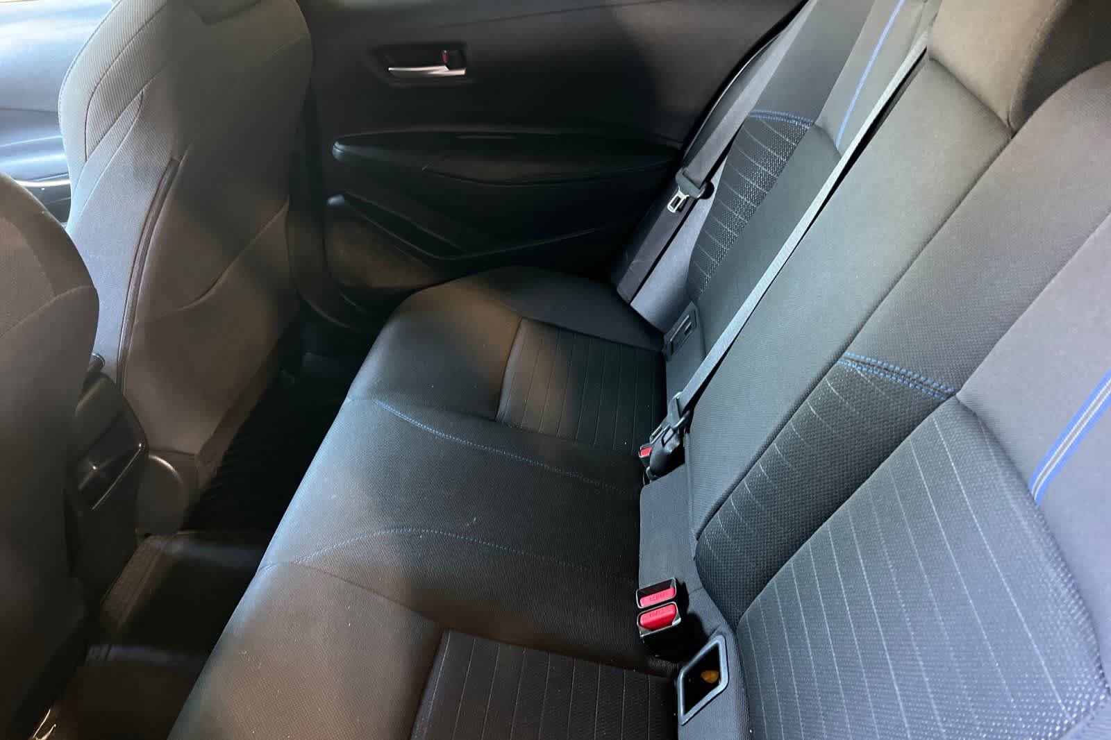 Used 2021 Toyota Corolla SE FWD image 5
