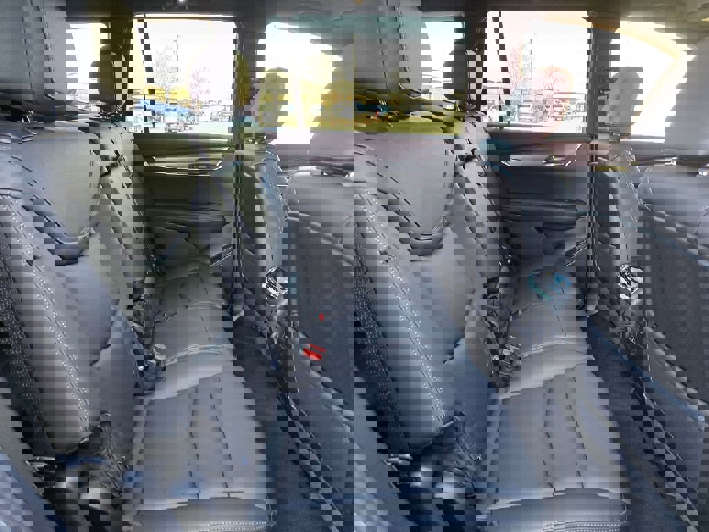 New 2025 Cadillac XT6 Luxury image 29