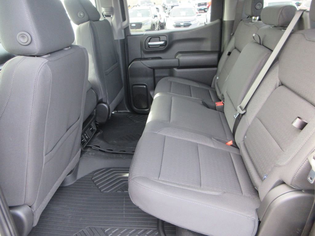 New 2026 Chevrolet Silverado 1500 Custom Trail Boss w/ LPO, Dark Essentials Package image 16