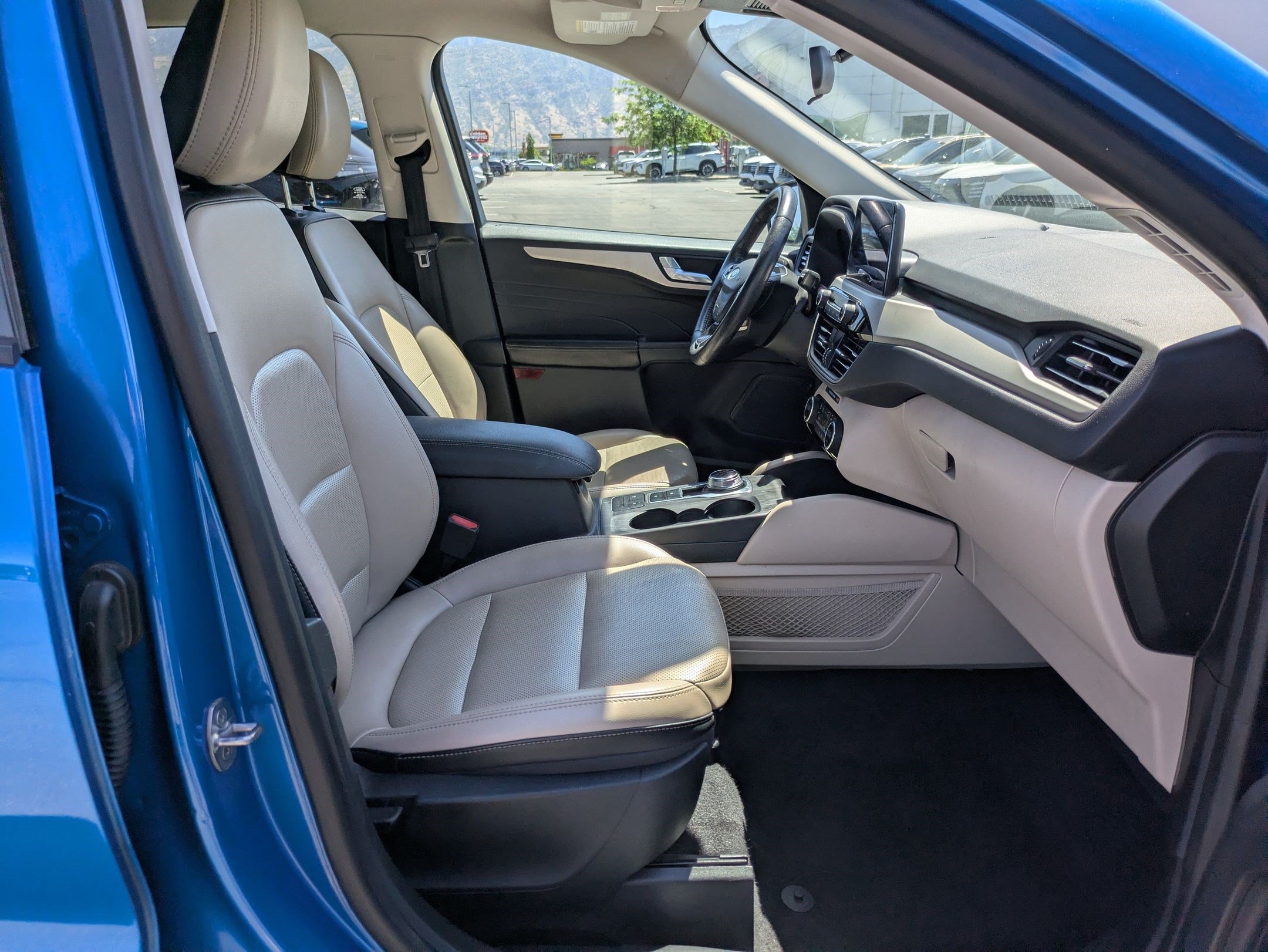 Used 2021 Ford Escape SEL FWD image 32