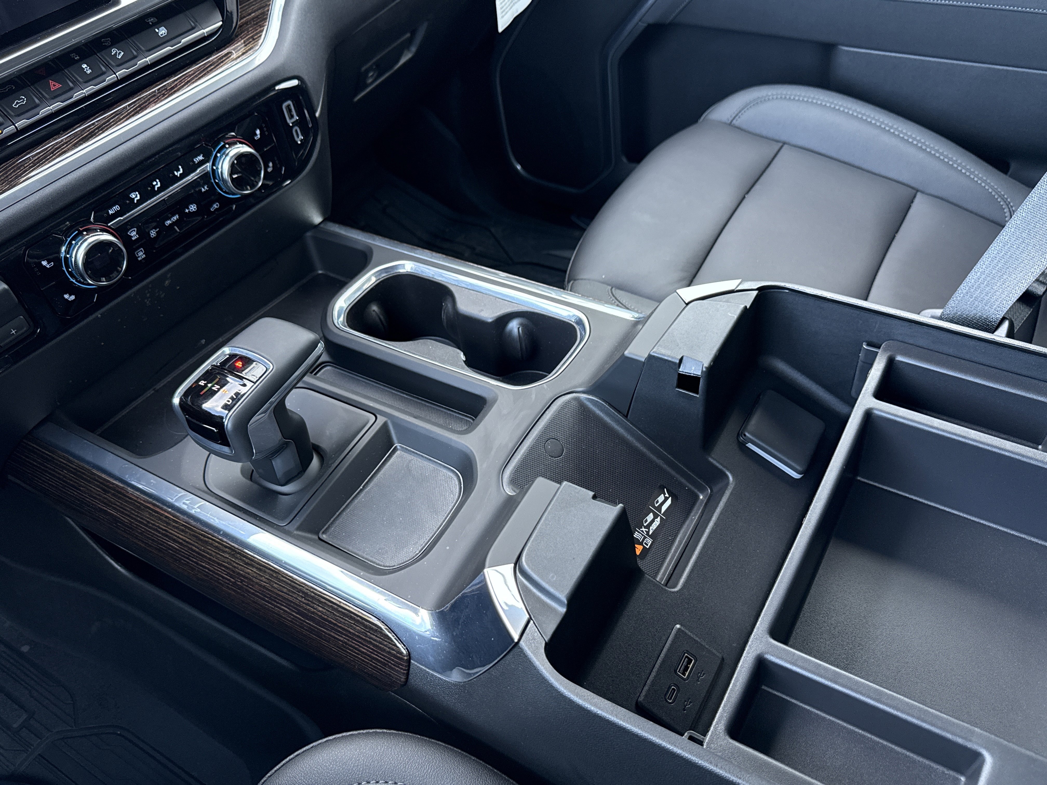 Used 2026 GMC Sierra 1500 Elevation w/ Elevation Premium Package image 23