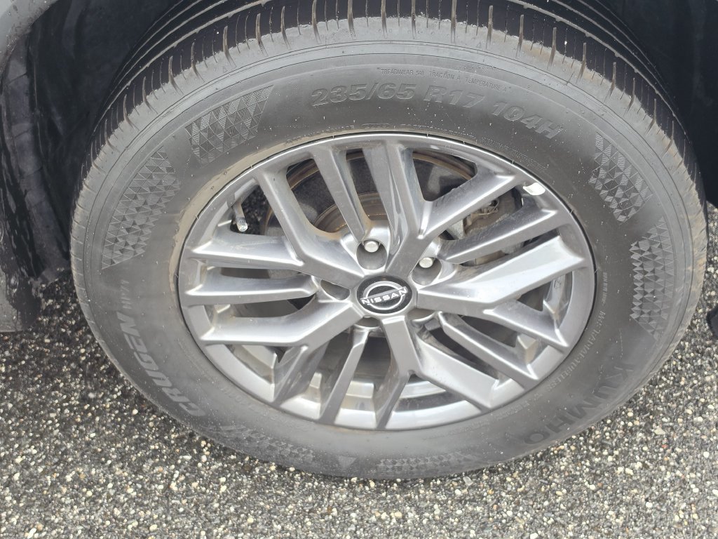 Certified 2026 Nissan Rogue SV AWD/4WD image 9